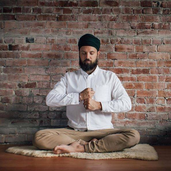 042: Reno Muenz on Balancing Spirituality + Business