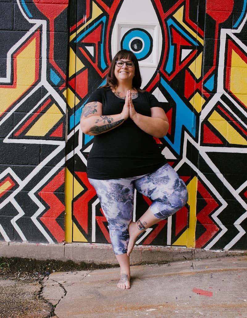 Amber Karnes on Body Positive & Accessible Yoga - M.B.Om